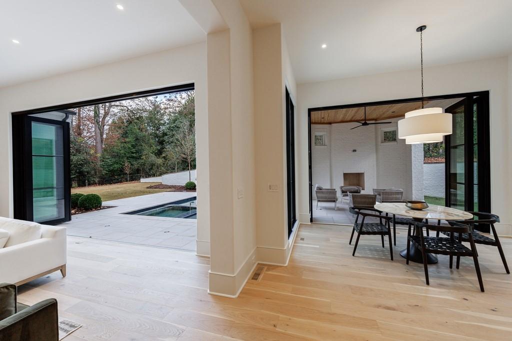 2983 Habersham Court NW