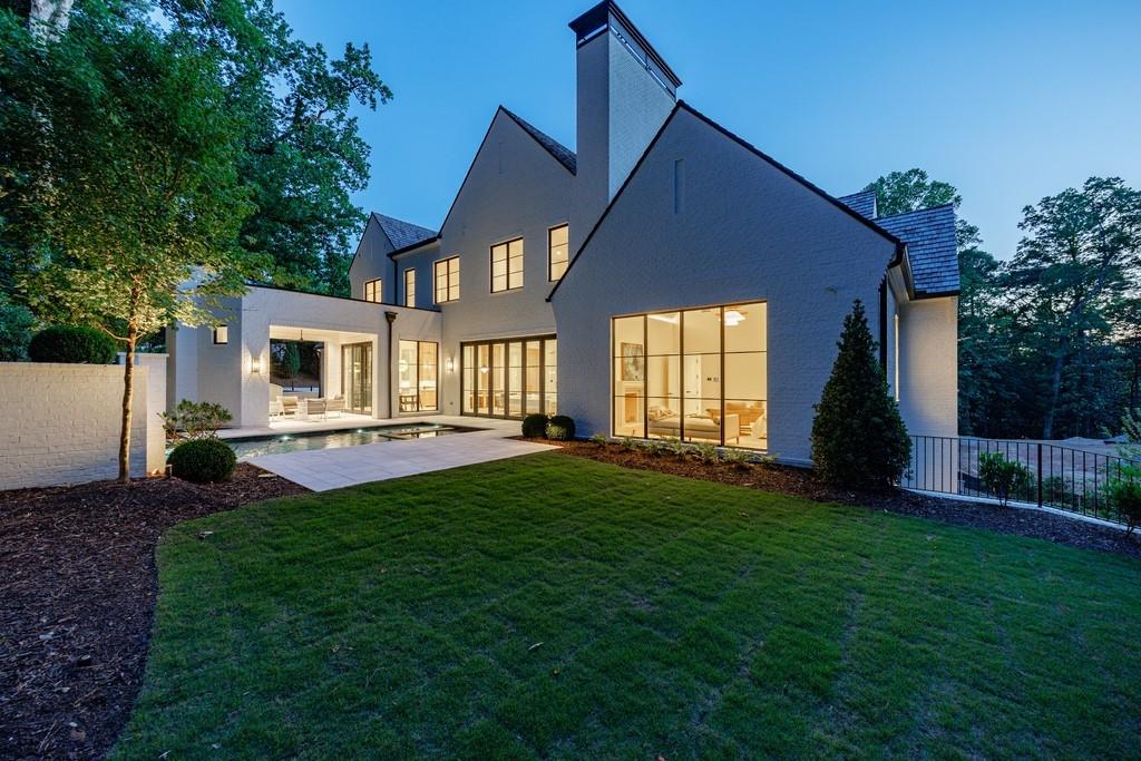 2983 Habersham Court NW