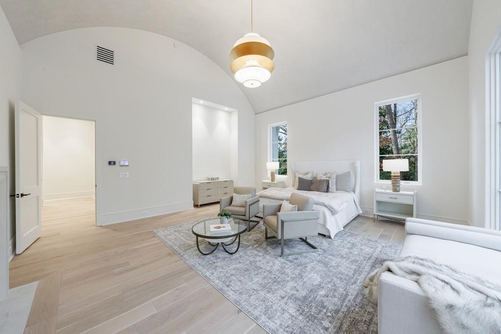 2983 Habersham Court NW