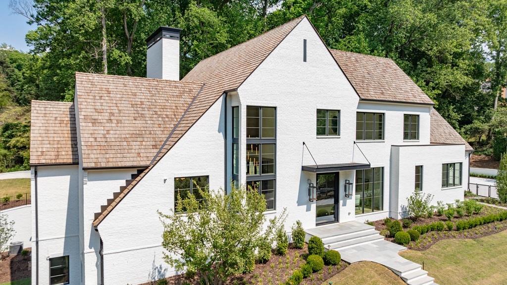 2983 Habersham Court NW