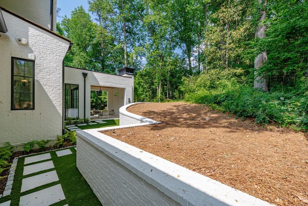 2983 Habersham Court NW