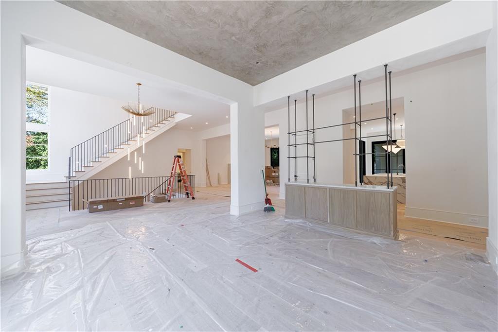 2983 Habersham Court NW