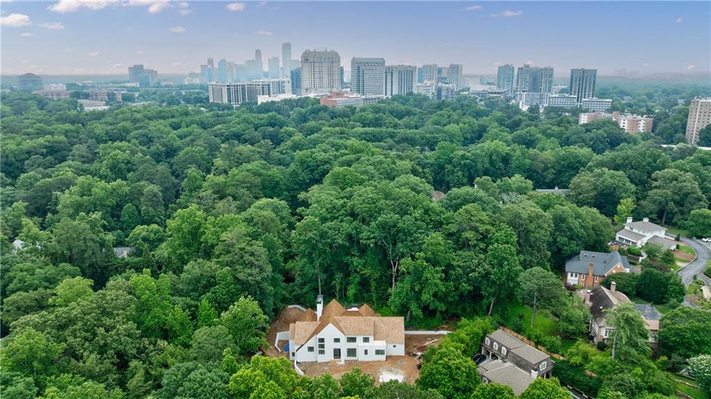 2983 Habersham Court NW