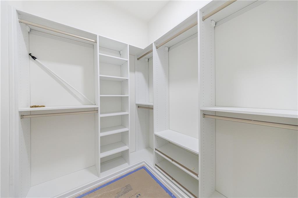 2983 Habersham Court NW