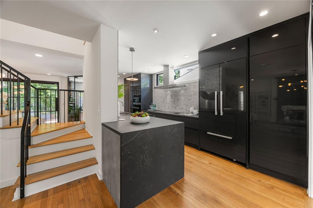 570 Martina Drive NE