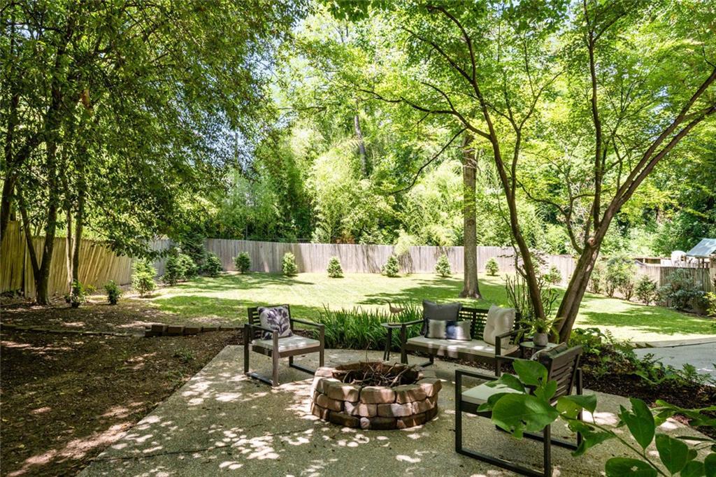 570 Martina Drive NE