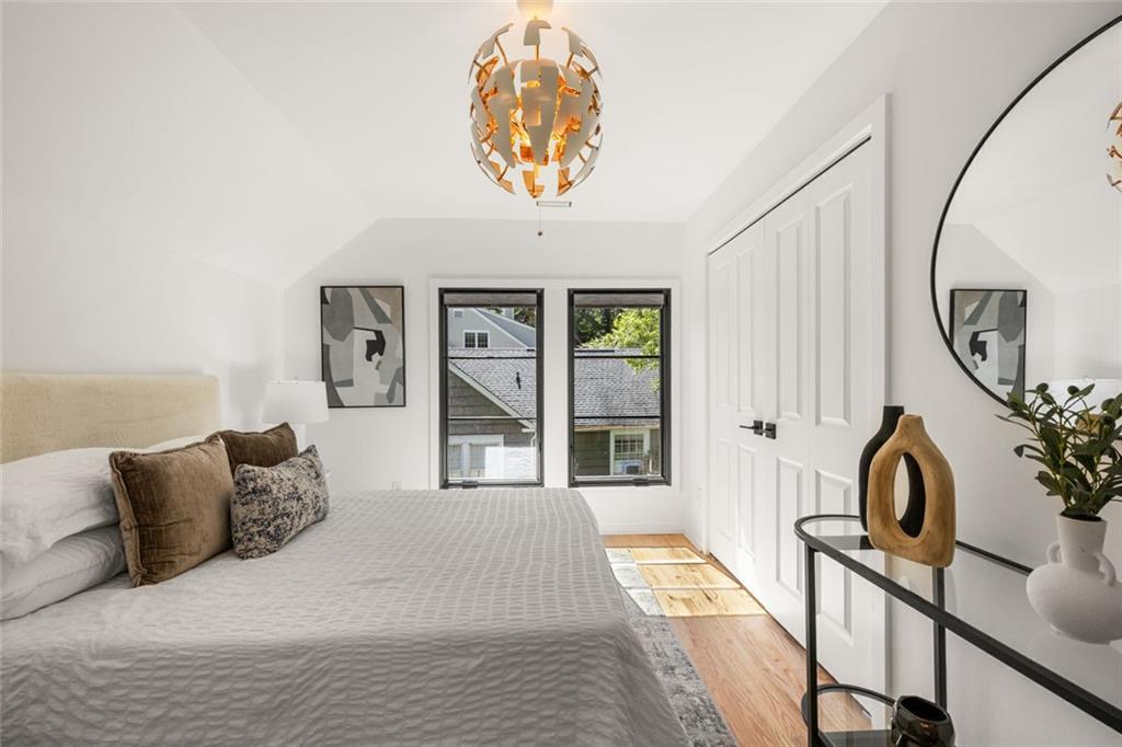 570 Martina Drive NE