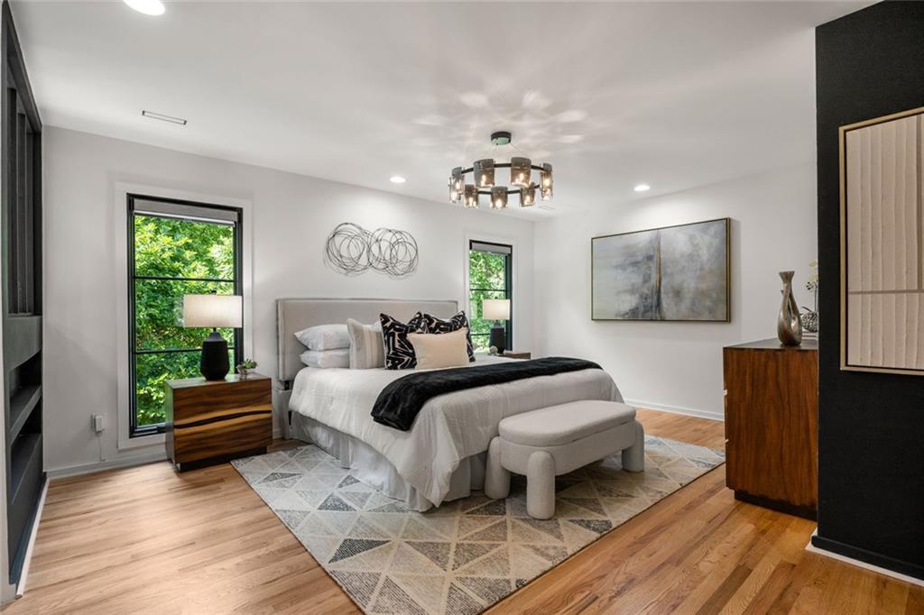 570 Martina Drive NE