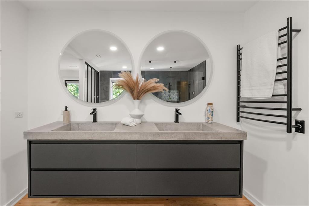 570 Martina Drive NE