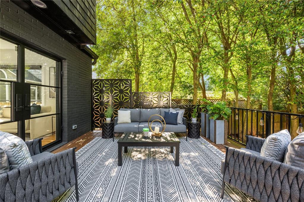 570 Martina Drive NE