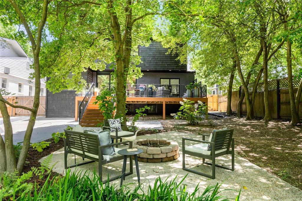 570 Martina Drive NE