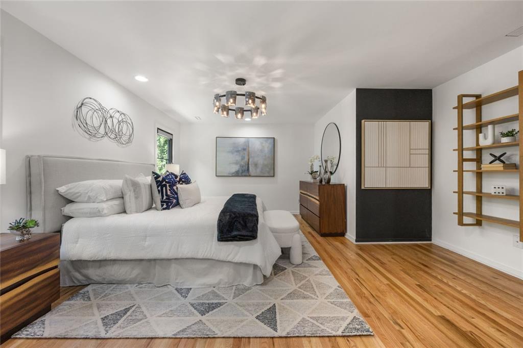 570 Martina Drive NE