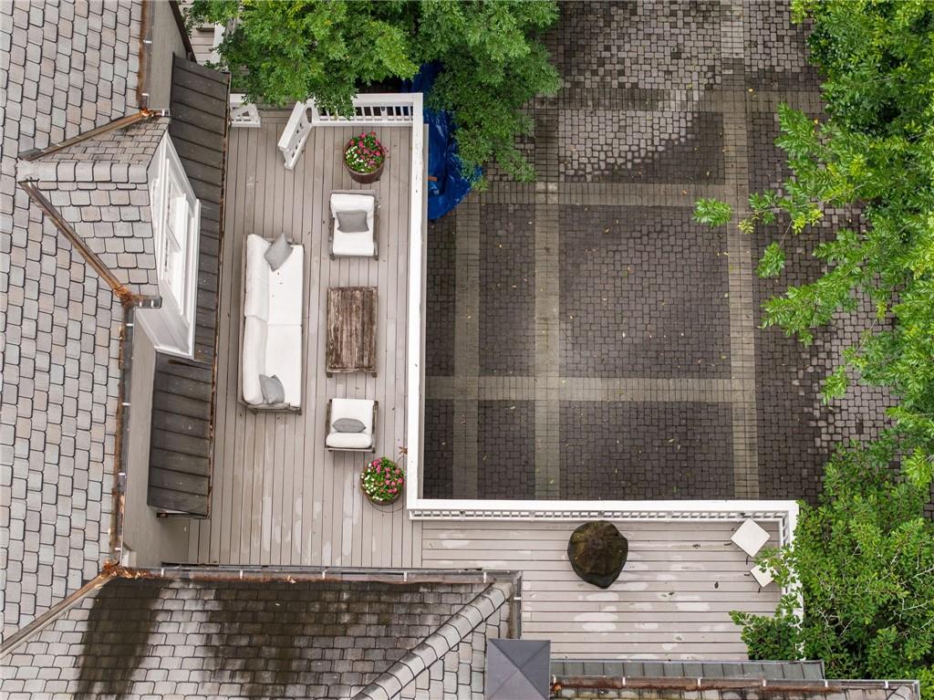 241 Nacoochee Drive NW