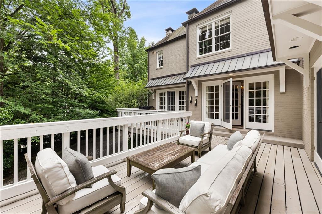 241 Nacoochee Drive NW