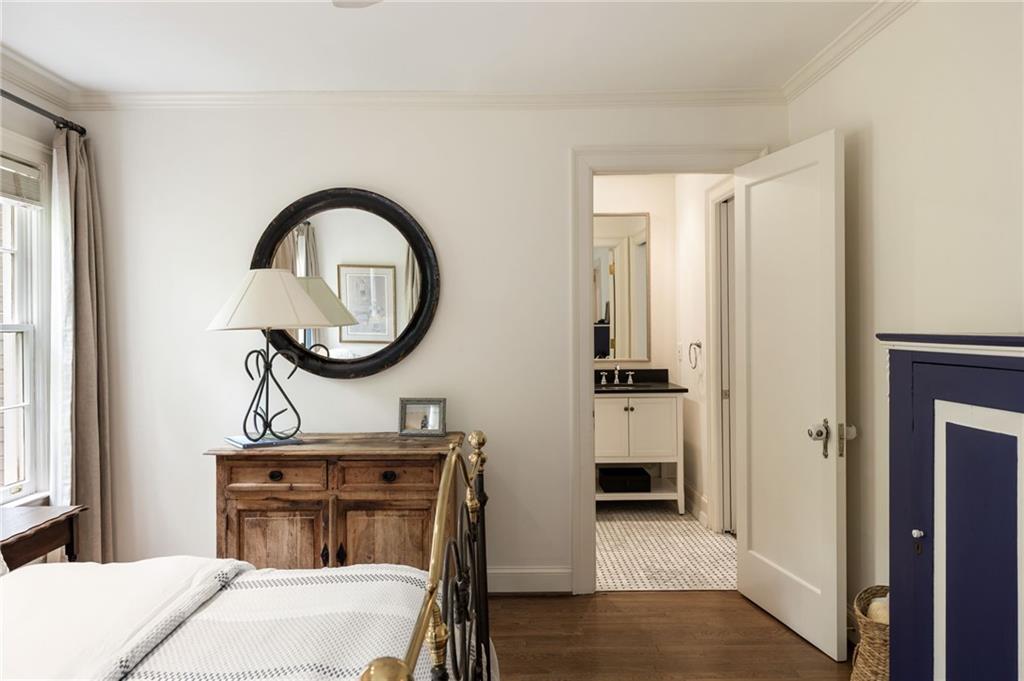 241 Nacoochee Drive NW