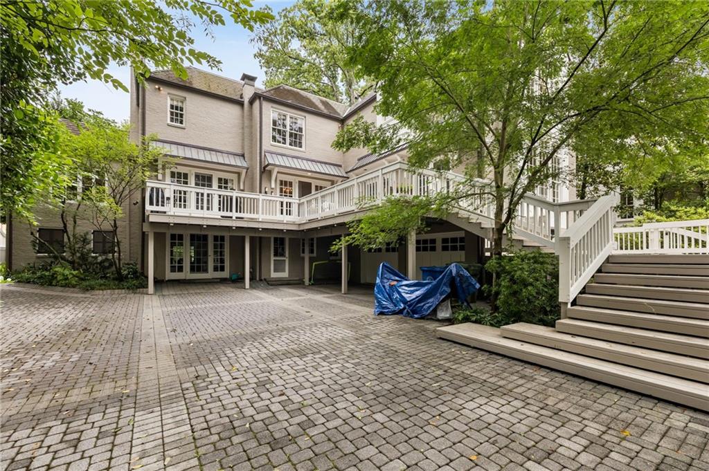 241 Nacoochee Drive NW