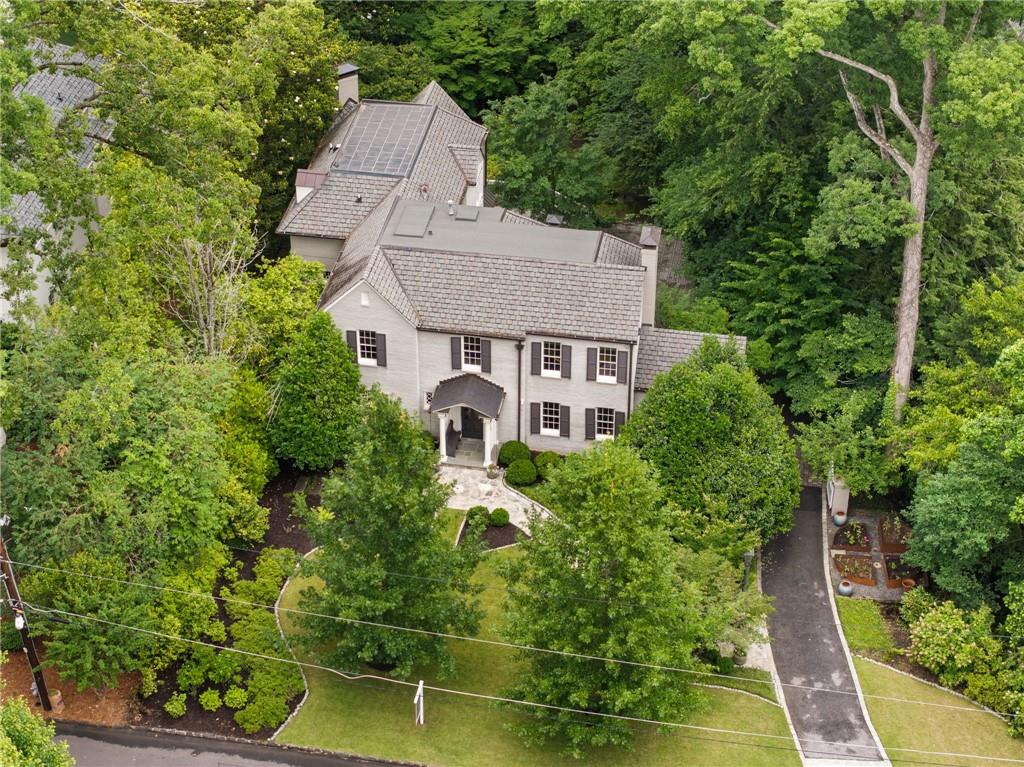 241 Nacoochee Drive NW