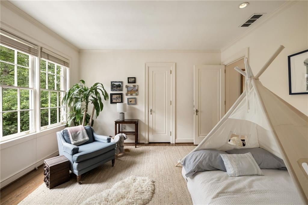 241 Nacoochee Drive NW