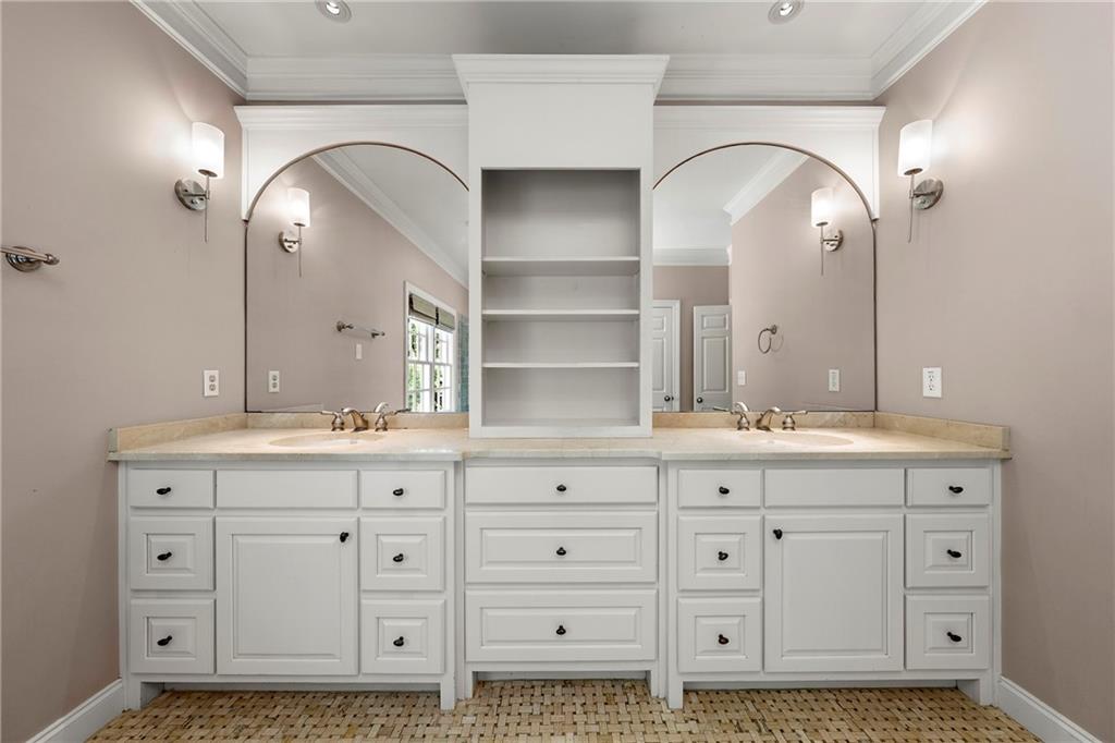 34 Conifer Park Lane NE