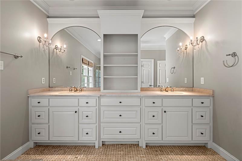 34 Conifer Park Lane NE