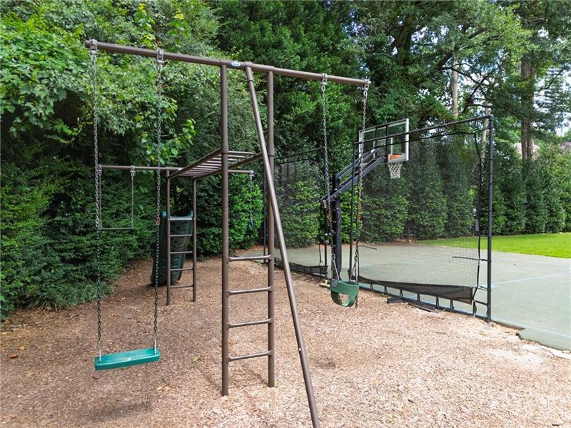 34 Conifer Park Lane NE