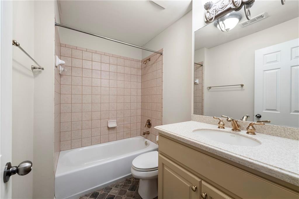 34 Conifer Park Lane NE