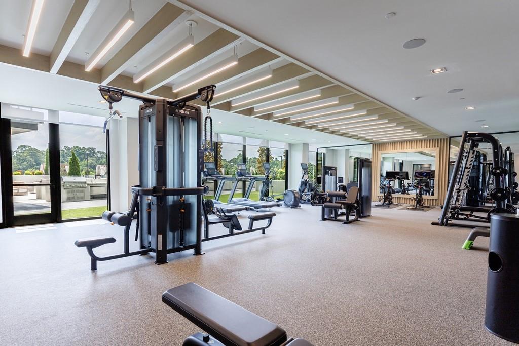 2425 Peachtree Road NE Unit 1806