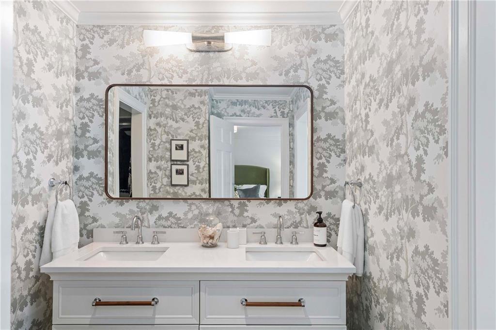 2774 Andrews Drive NW Unit #7