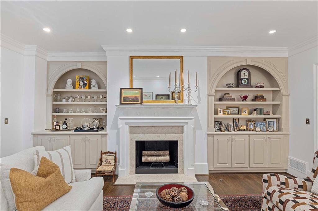 2774 Andrews Drive NW Unit #7