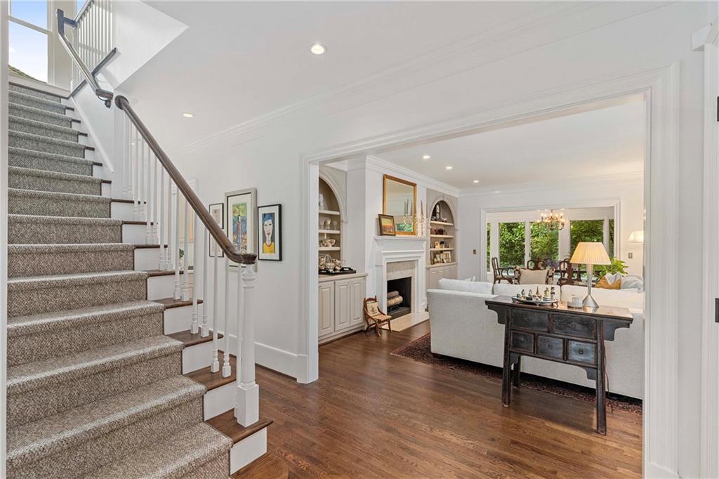 2774 Andrews Drive NW Unit #7