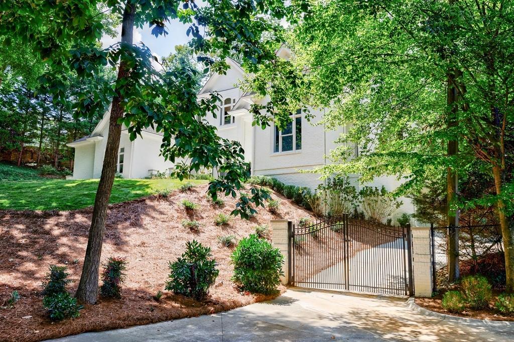 4526 Peachtree Dunwoody Road