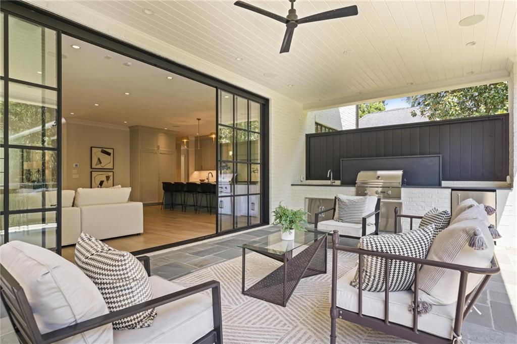 42 Blackland Road