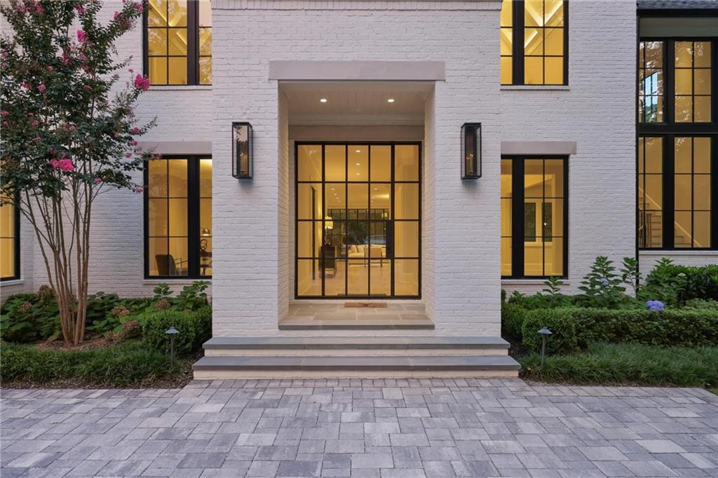 42 Blackland Road