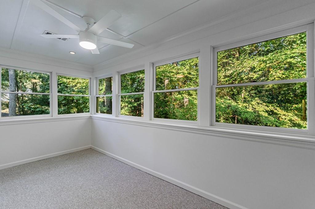 1414 Oakridge Circle