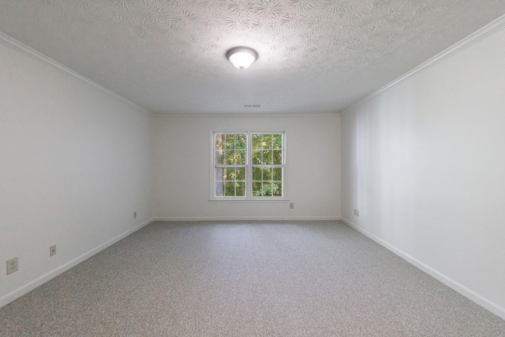 1414 Oakridge Circle