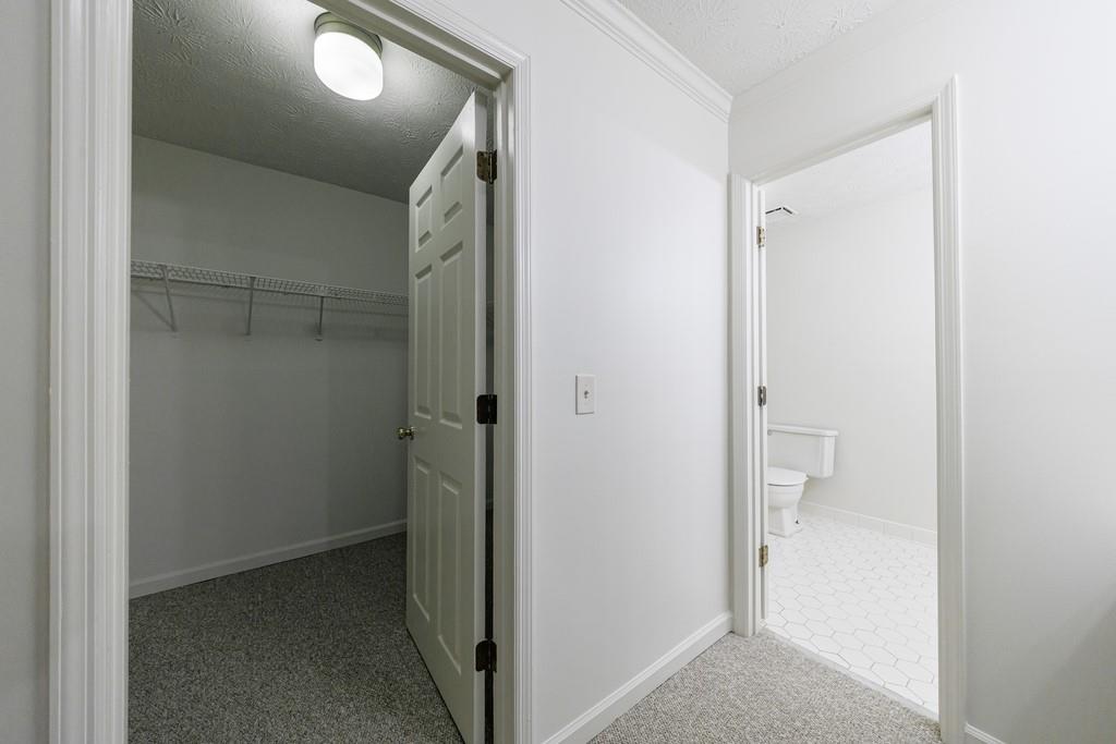 1414 Oakridge Circle