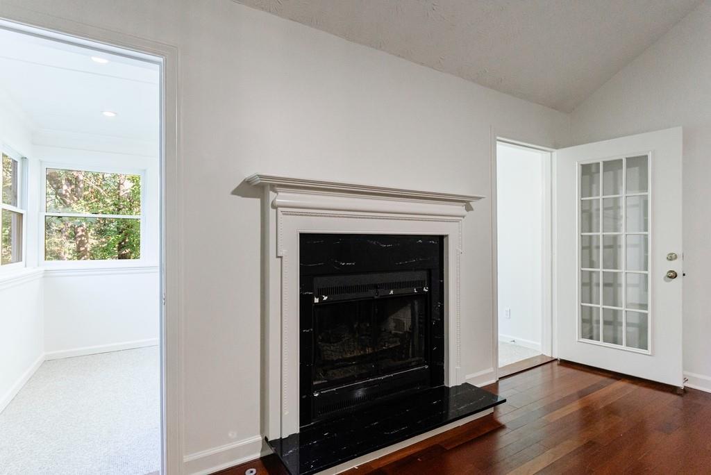 1414 Oakridge Circle