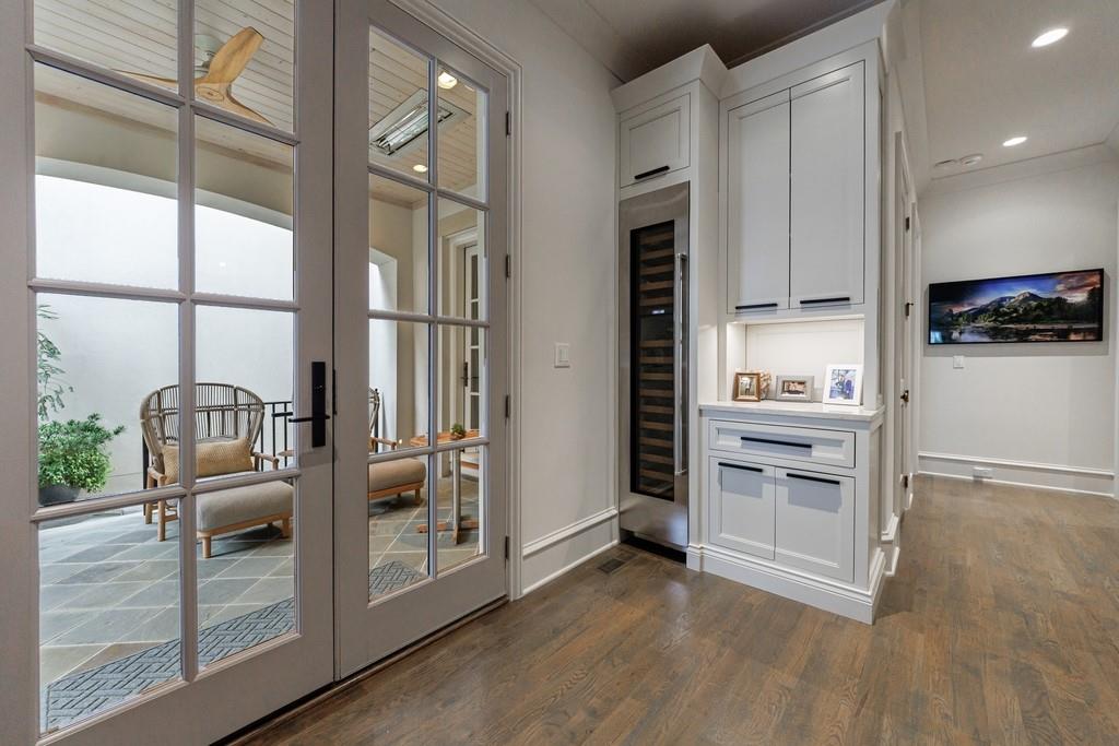 209 Dovecrest Drive