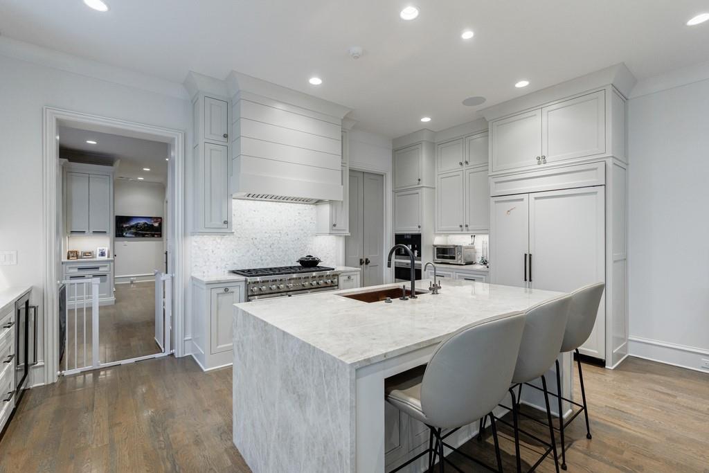 209 Dovecrest Drive