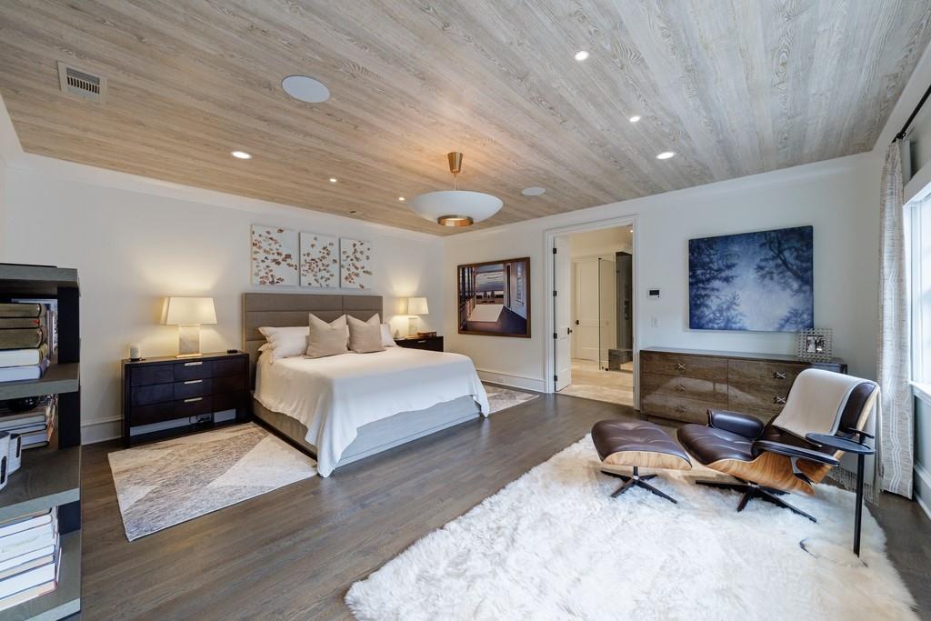 209 Dovecrest Drive
