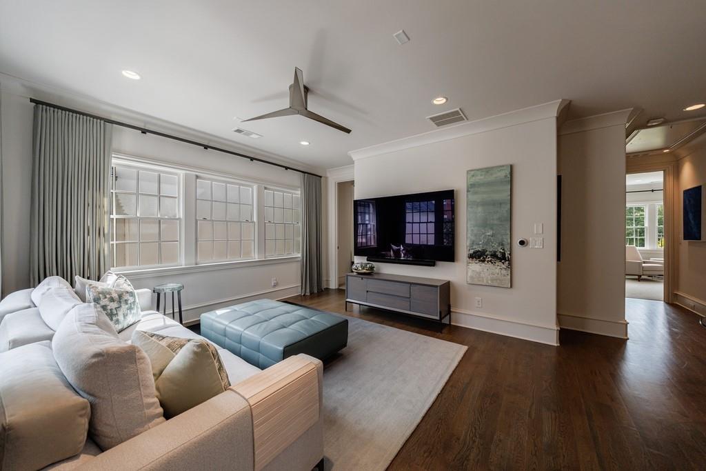 209 Dovecrest Drive