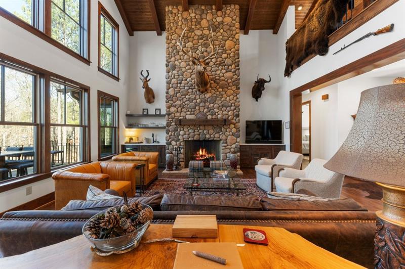 975 Blalock Lakes Drive