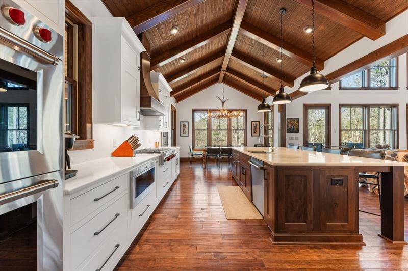 975 Blalock Lakes Drive