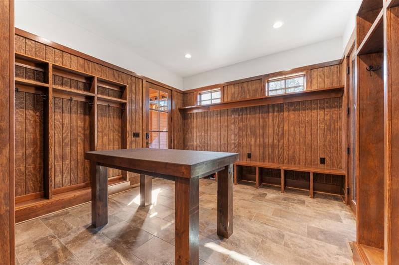 975 Blalock Lakes Drive