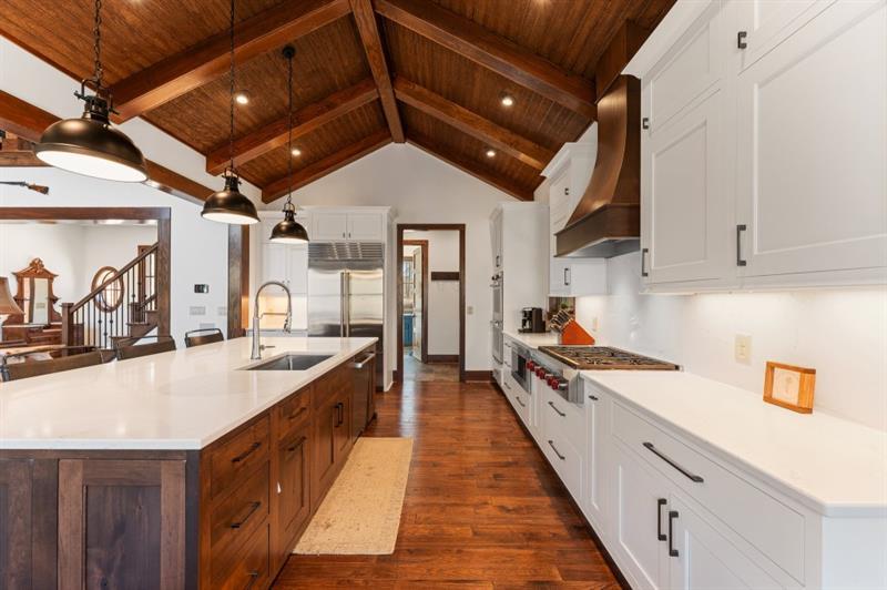 975 Blalock Lakes Drive