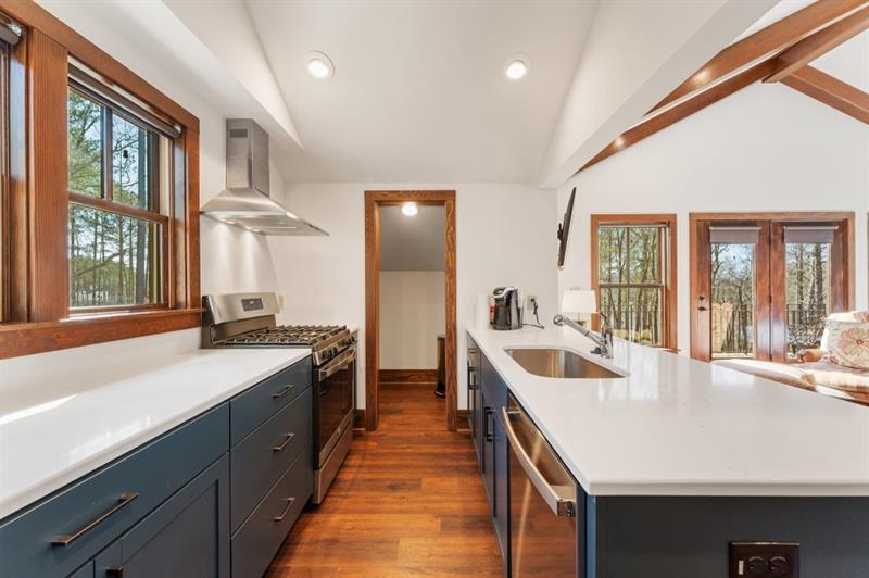 975 Blalock Lakes Drive