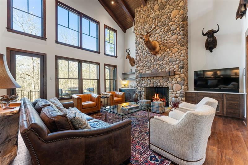 975 Blalock Lakes Drive