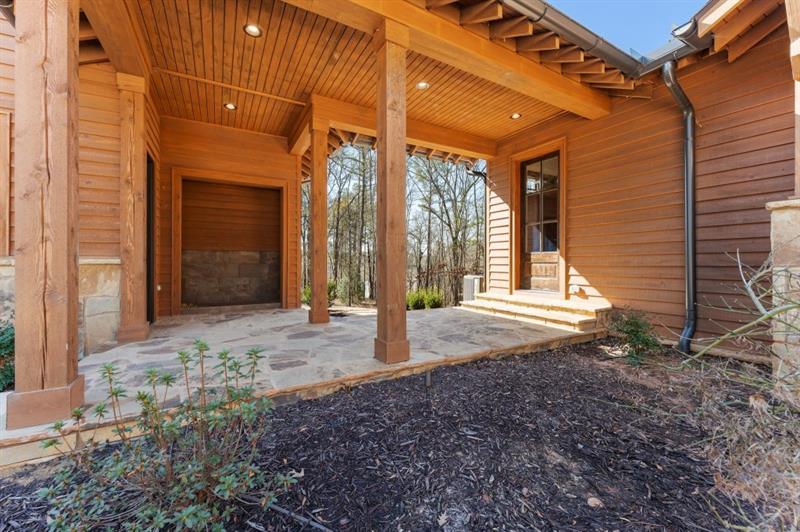 975 Blalock Lakes Drive