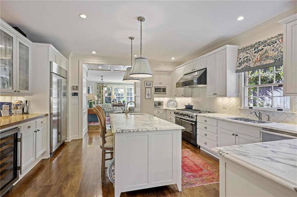 288 Peachtree Battle Avenue NW