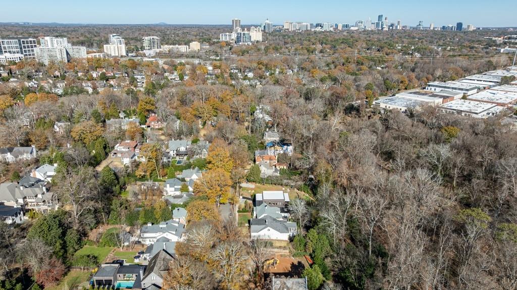 155 Huntington Road NE